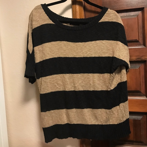 Classy Light-Weight Sweater Blouse - Picture 1 of 2